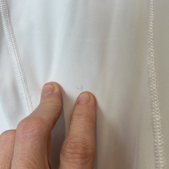 Aerie offline 7/8 inches hi-rise White High-Waisted Leggings size medium. - Picture 3 of 7